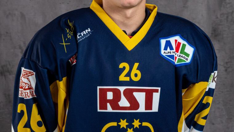 #26 Nik Sečen
